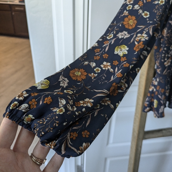 Women's Peplum Faux Wrap Blouse - Picture 5 of 10